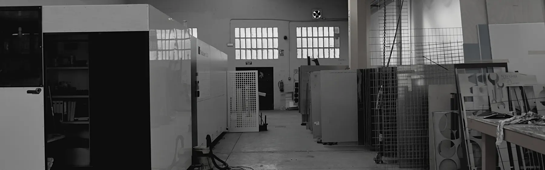Interior del taller de Laser Cut Mallorca en el polígono de Can Valero